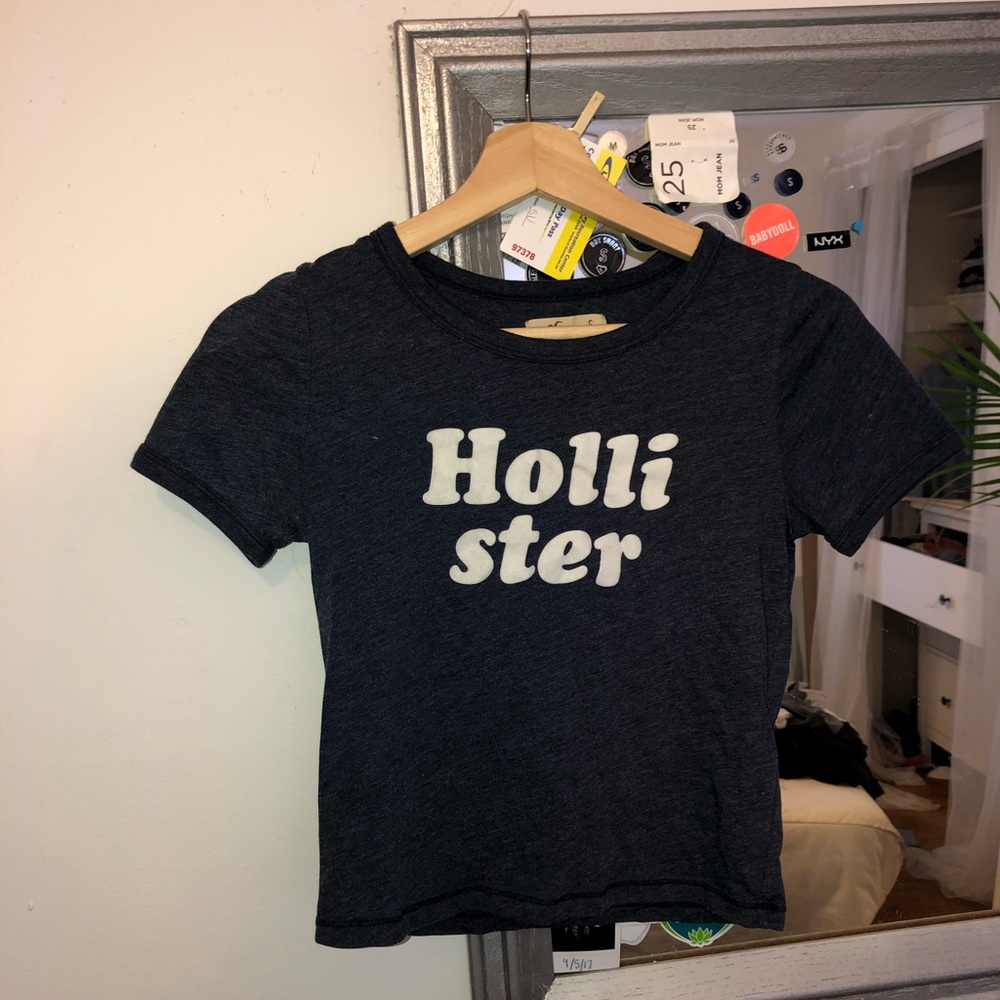 Hollister Croptop